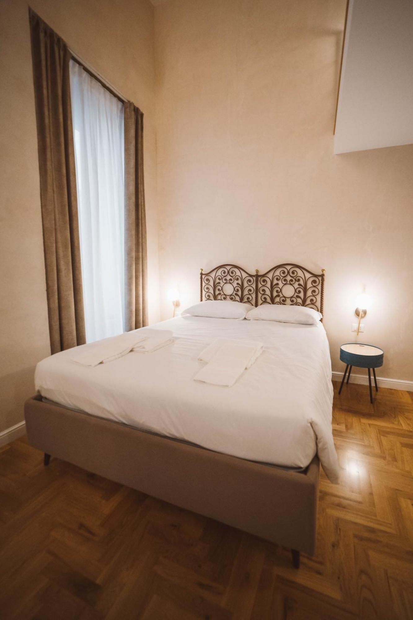 Librai Suite Neapol Exteriér fotografie